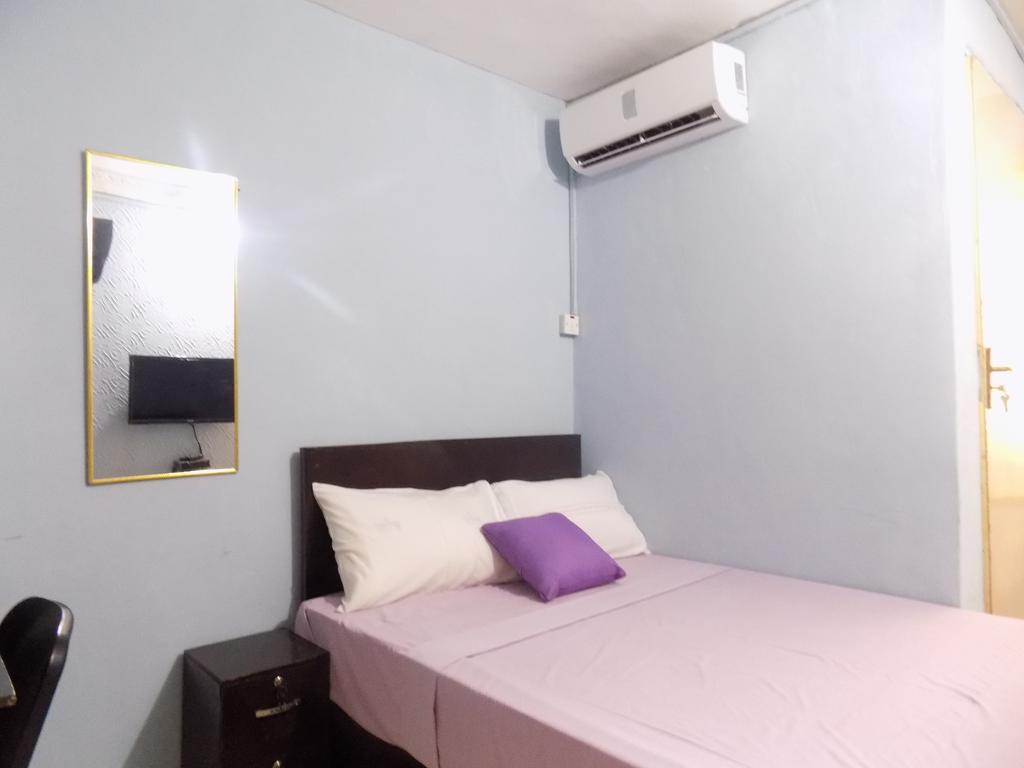Posh Apartments And Hotel Икея Экстерьер фото
